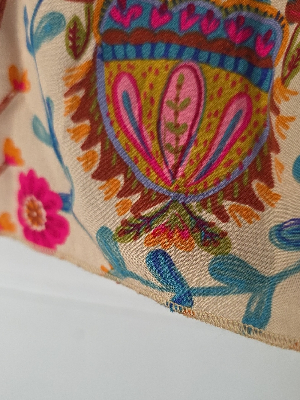 NWOT NATURAL LIFE Pink Beige Floral Embroidered V-Neck Boho Blouse M - Picture 2 of 8